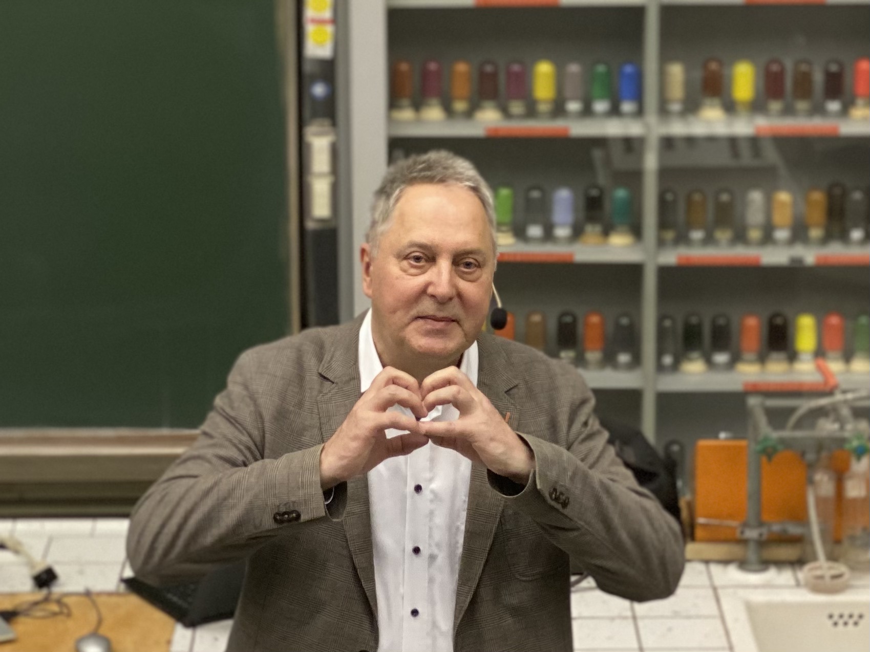 Prof. Staffel spricht über Phosphate
